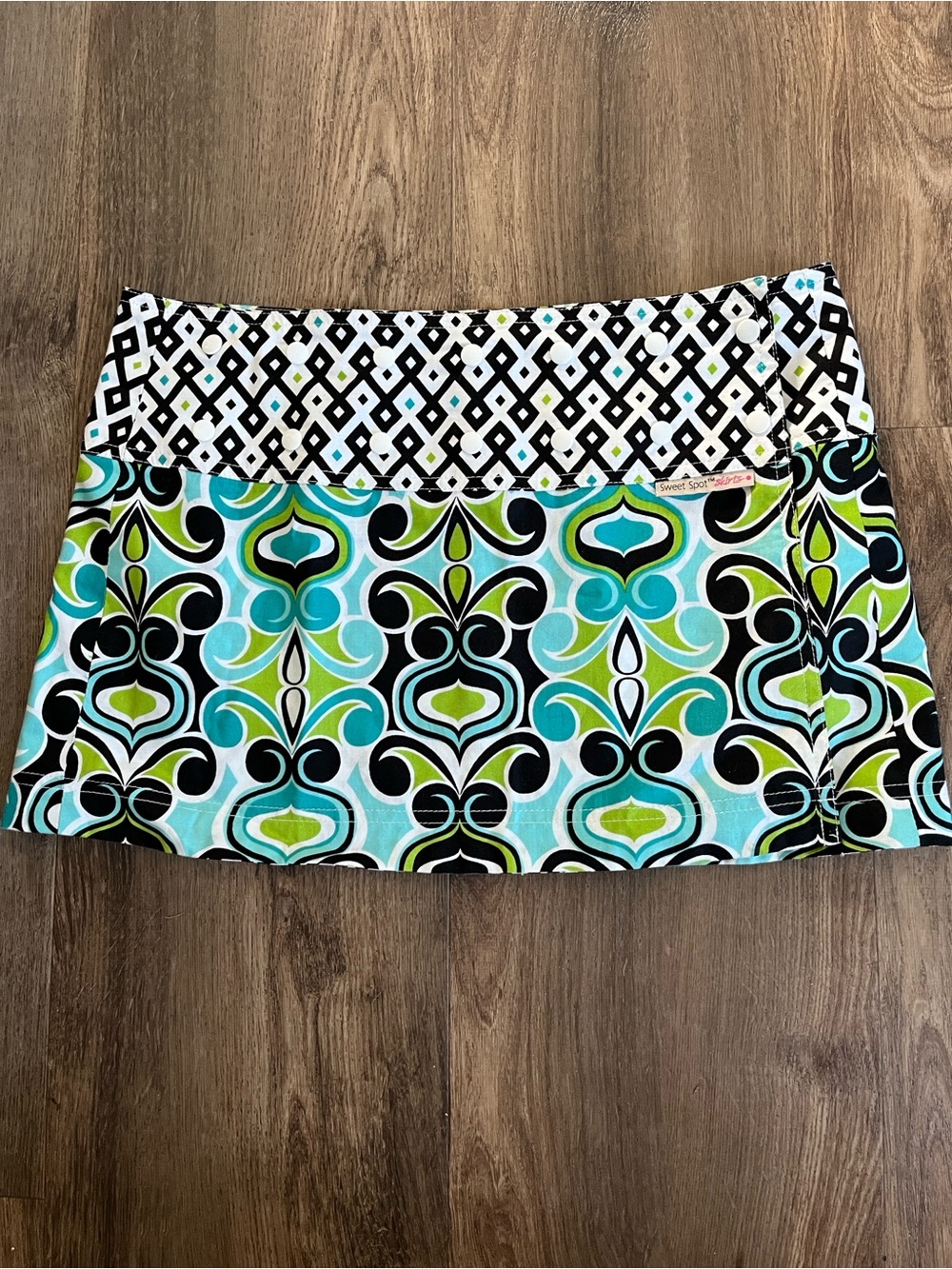 Sweet Spot Reversible Athletic Wrap Skirt Green Turquois